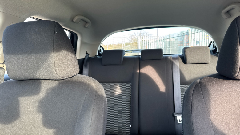 Nissan Juke 1.6 [94] Visia 5dr Petrol Hatchback